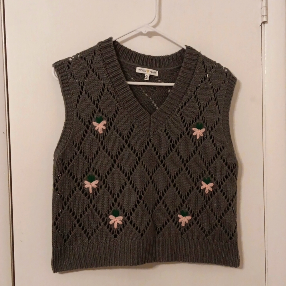 Sweater vest